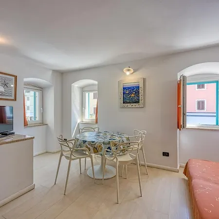 Astra 1 Harbour View - Happy Apartman Veli Losinj