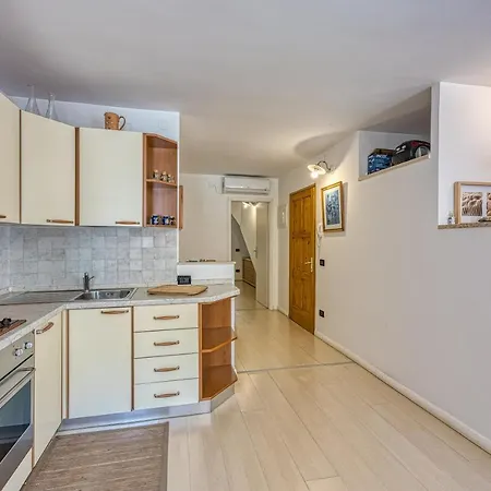 Apartman Astra 1 Harbour View - Happy