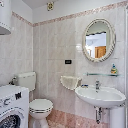 Astra 1 Harbour View - Happy Apartman Veli Losinj