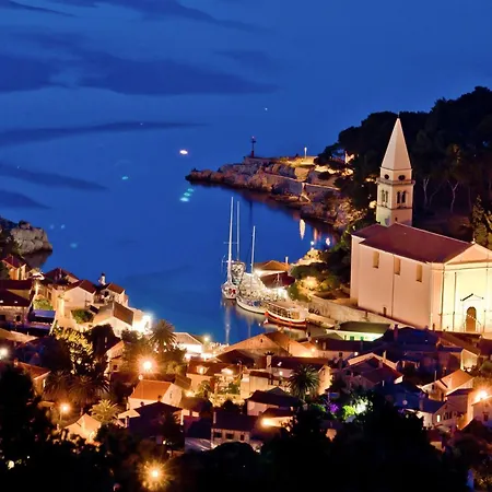 Apartment Astra 1 Harbour View - Happy Veli Lošinj
