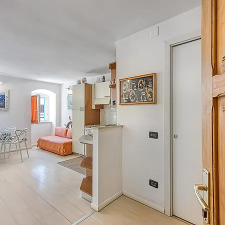 Apartman Astra 1 Harbour View - Happy *