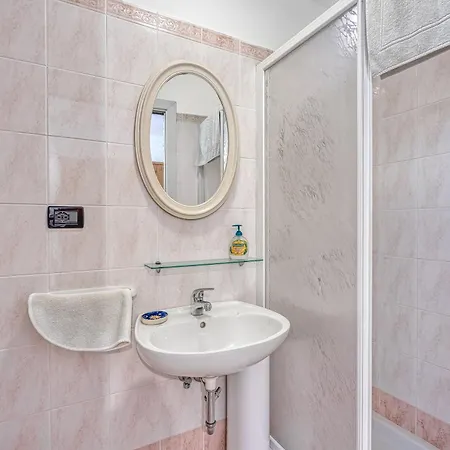 Astra 1 Harbour View - Happy Apartman *