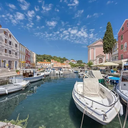 Apartman Astra 1 Harbour View - Happy *